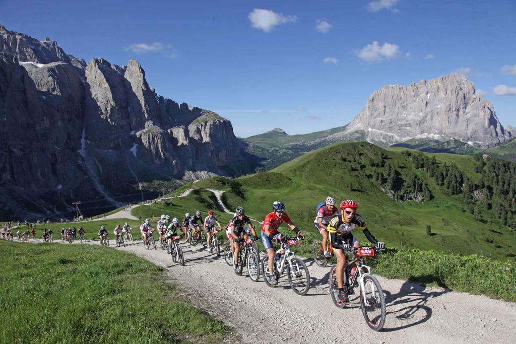 Relais San Giusto Hotel Campitello di Fassa Ngoại thất bức ảnh