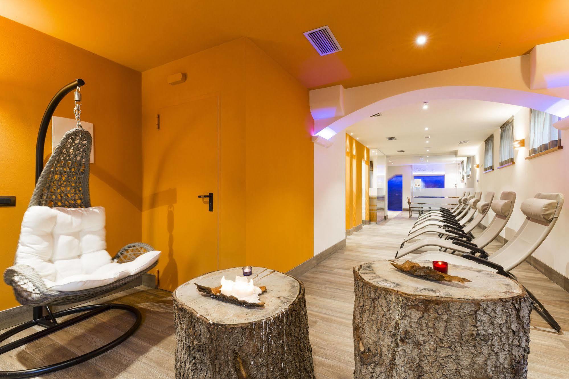 Relais San Giusto Hotel Campitello di Fassa Ngoại thất bức ảnh